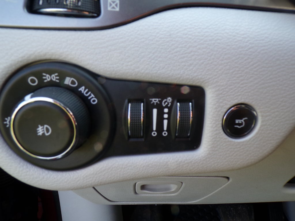 2019 Jeep Cherokee Overland