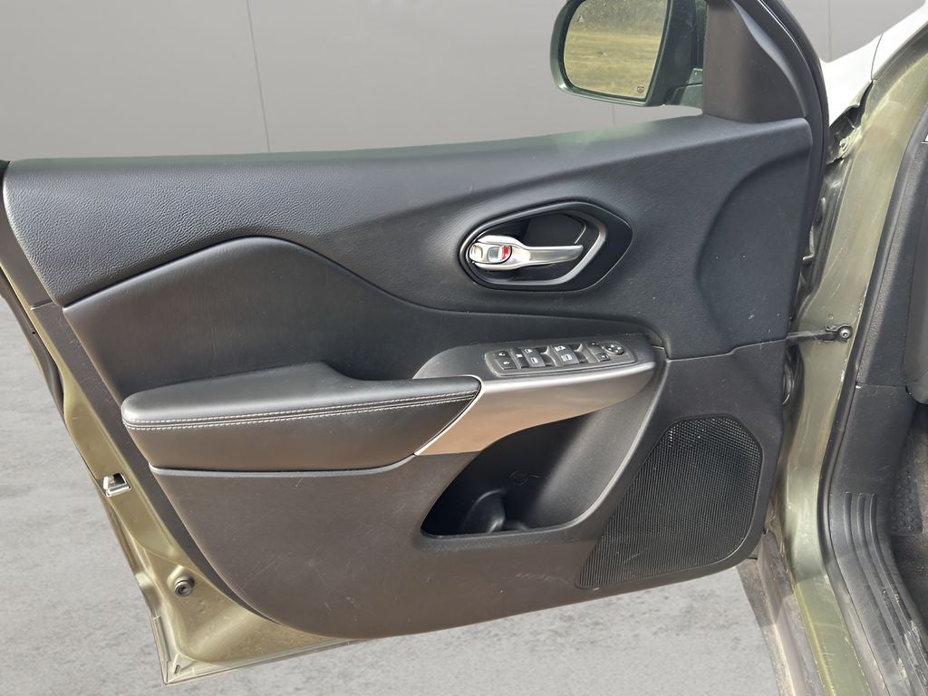 2021 Jeep Cherokee Latitude Plus