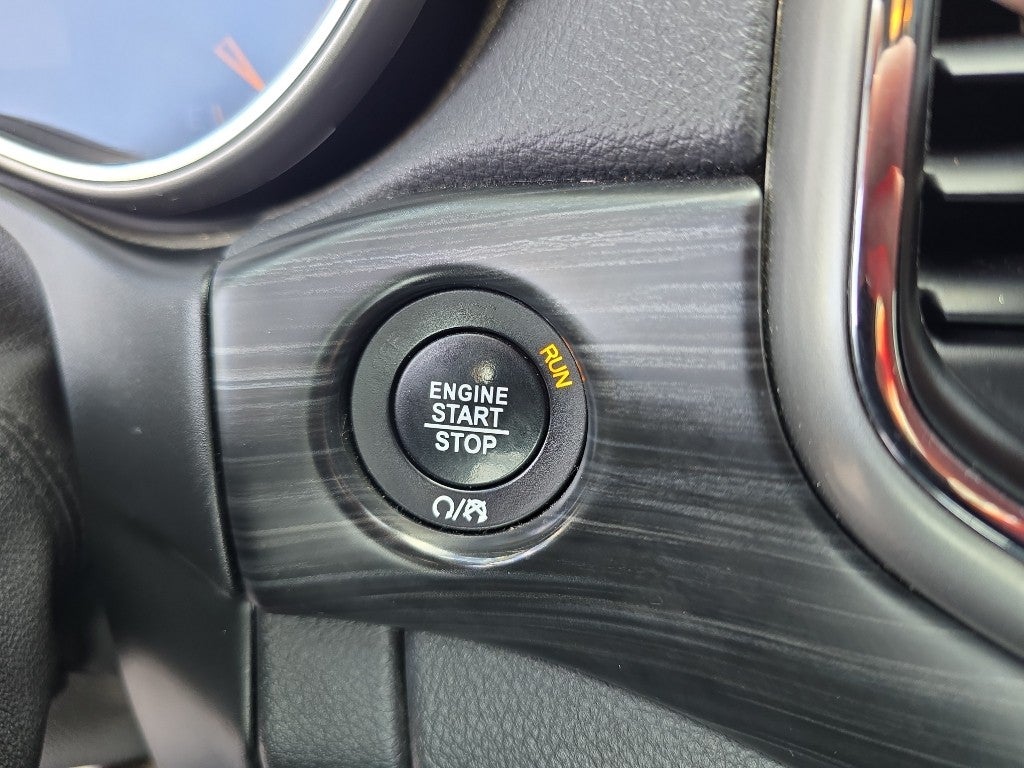 2019 Jeep Grand Cherokee Laredo E