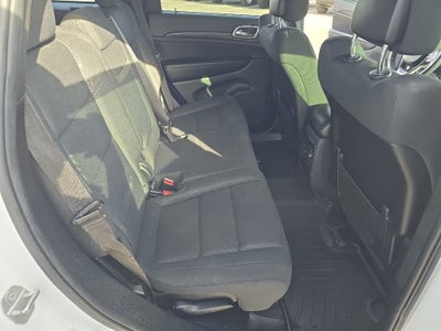 2019 Jeep Grand Cherokee Laredo E