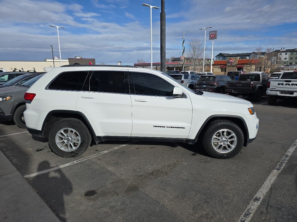 2019 Jeep Grand Cherokee Laredo E