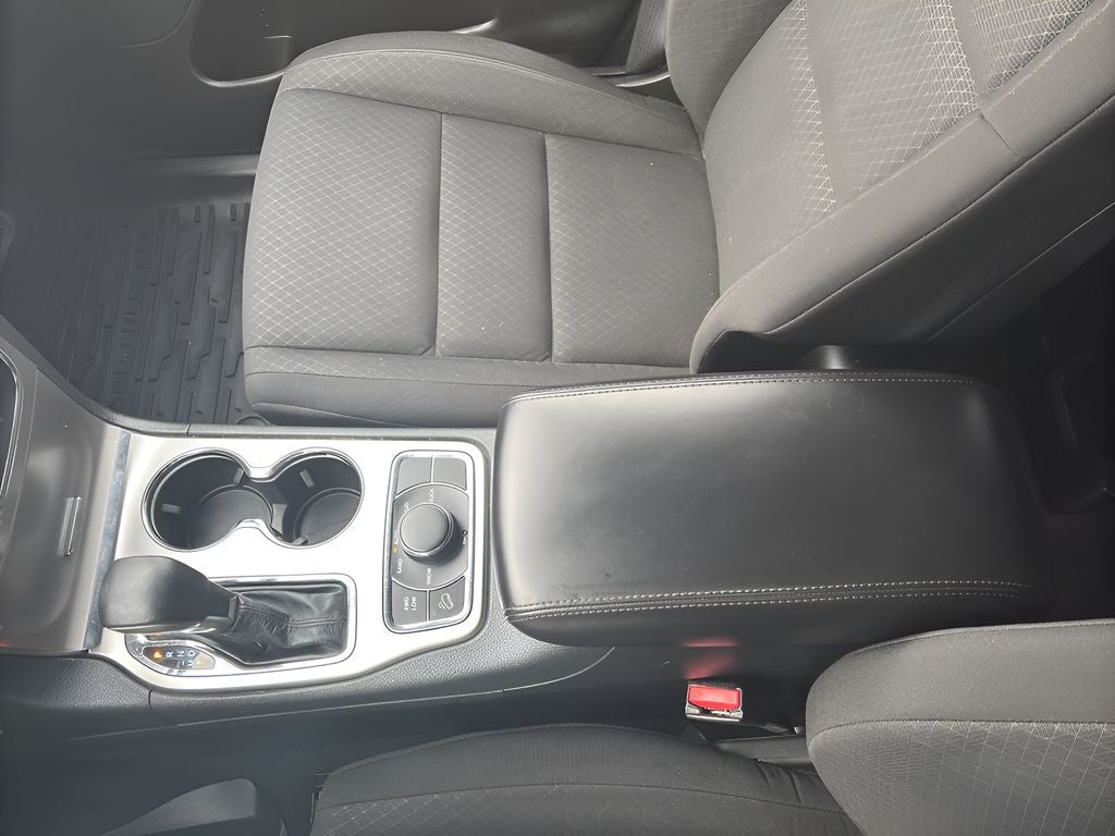 2018 Jeep Grand Cherokee Laredo E