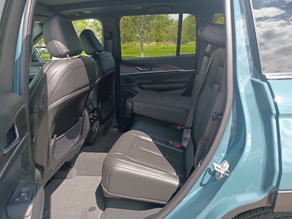 2027 Jeep Grand Cherokee Limited