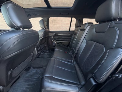 2022 Jeep Grand Cherokee L Overland