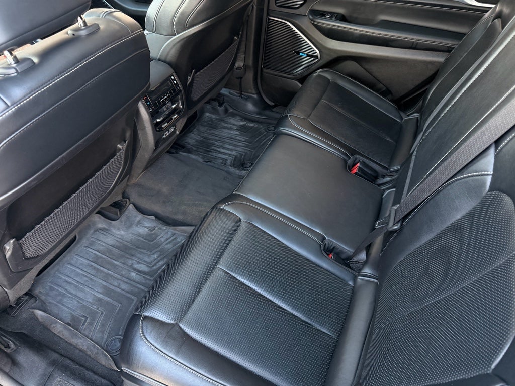 2022 Jeep Grand Cherokee L Overland