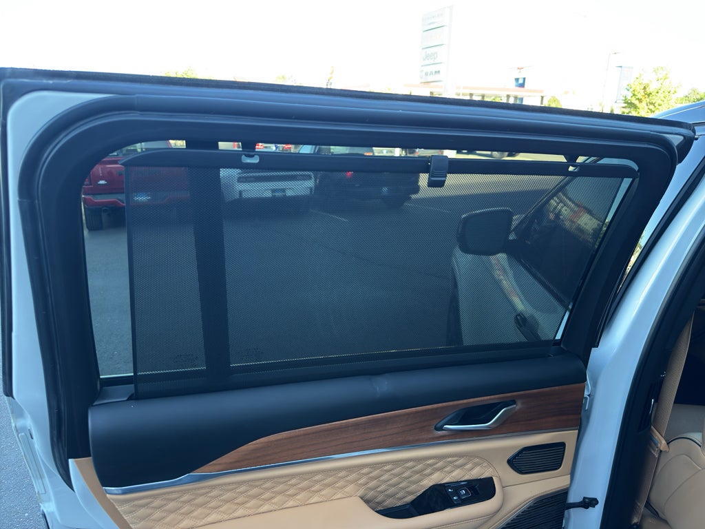 2025 Jeep Grand Cherokee L Summit Reserve