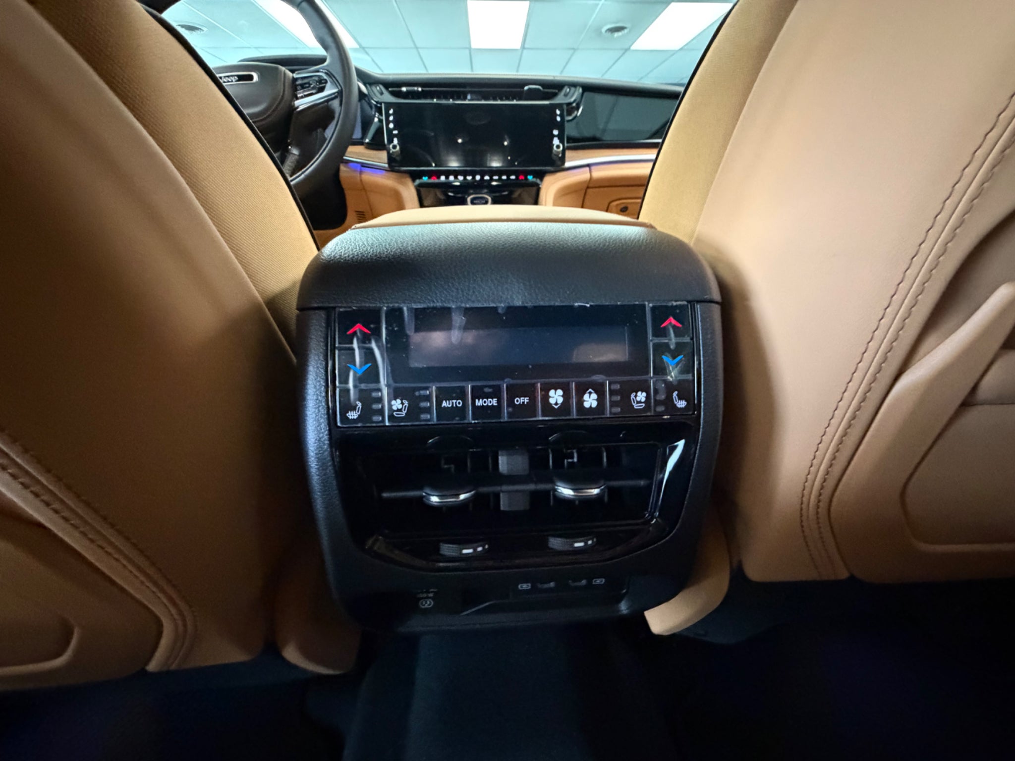 2027 Jeep Grand Cherokee L Summit