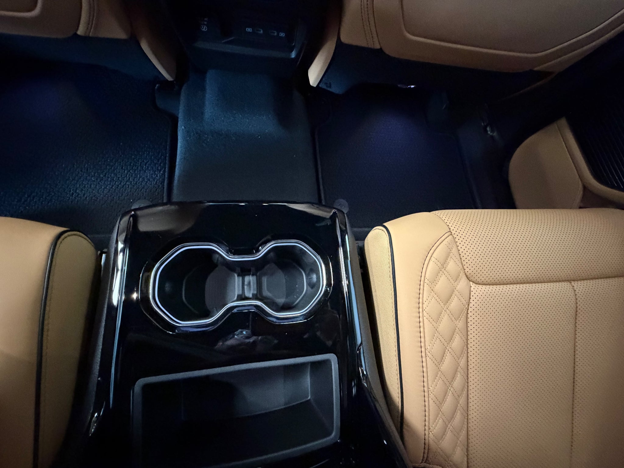 2027 Jeep Grand Cherokee L Summit