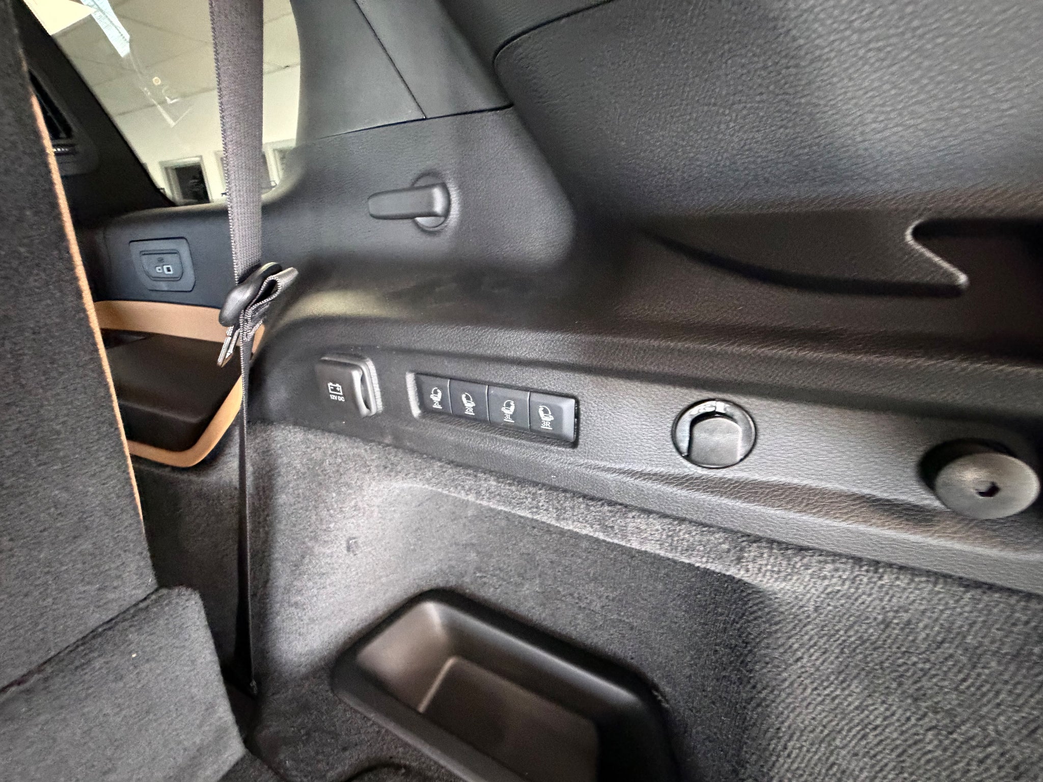 2027 Jeep Grand Cherokee L Summit