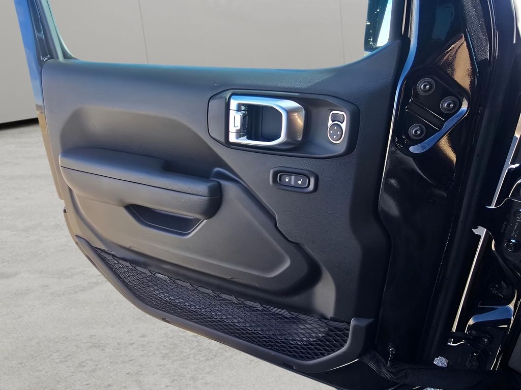 2025 Jeep Wrangler 4xe Willys