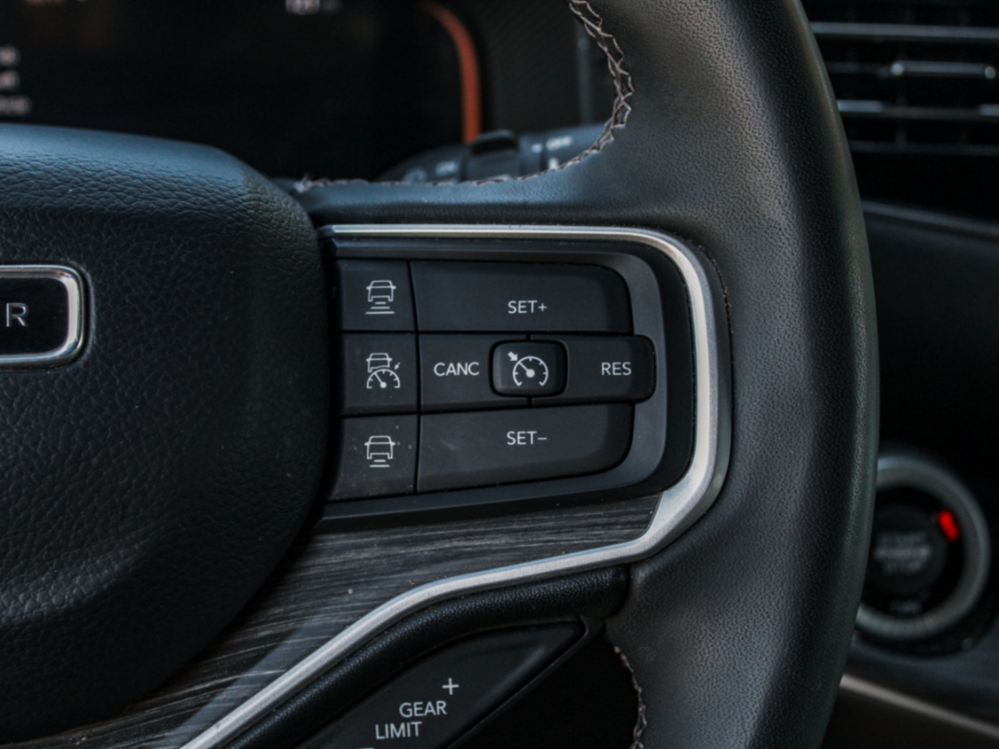 2023 Jeep Wagoneer L Series II
