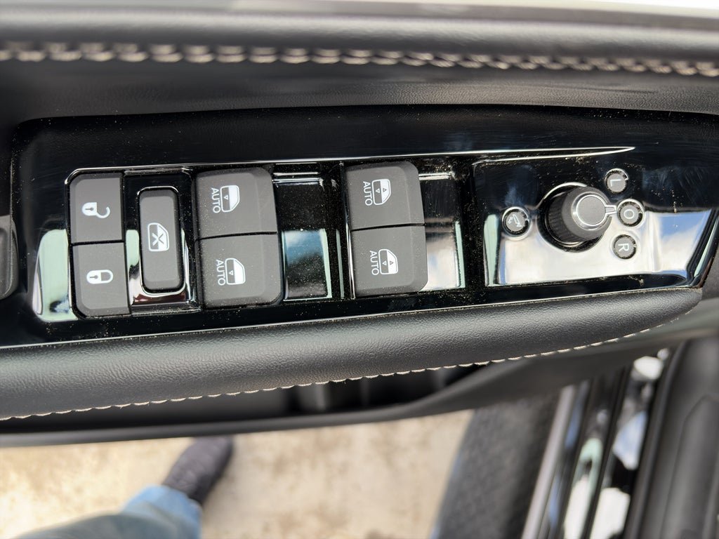 2026 Jeep Grand Wagoneer L Base