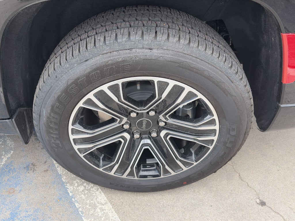 2026 Jeep Grand Wagoneer L Base
