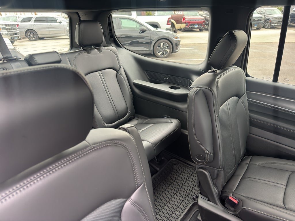 2026 Jeep Grand Wagoneer Upland
