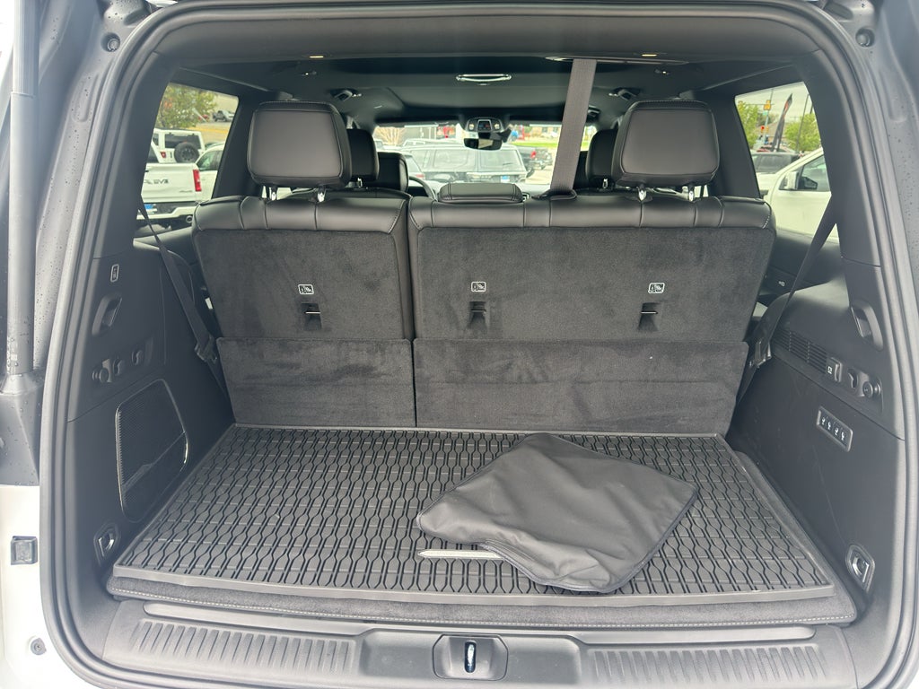 2026 Jeep Grand Wagoneer Upland