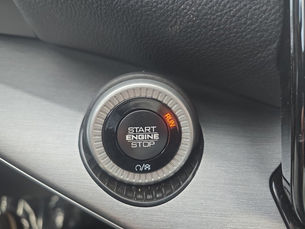 2026 Jeep Grand Wagoneer Base