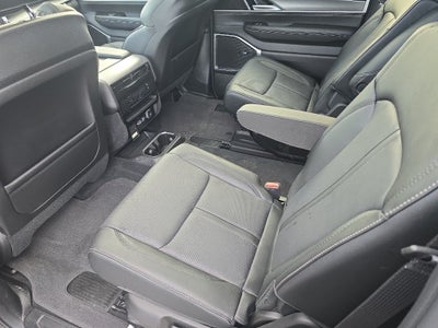 2026 Jeep Grand Wagoneer Base