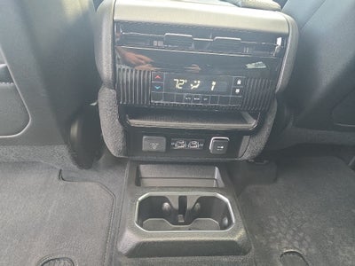 2026 Jeep Grand Wagoneer Base