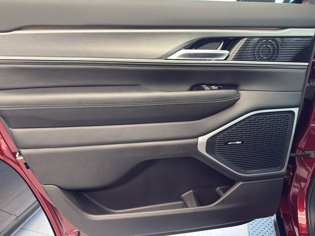 2026 Jeep Grand Wagoneer Limited Altitude