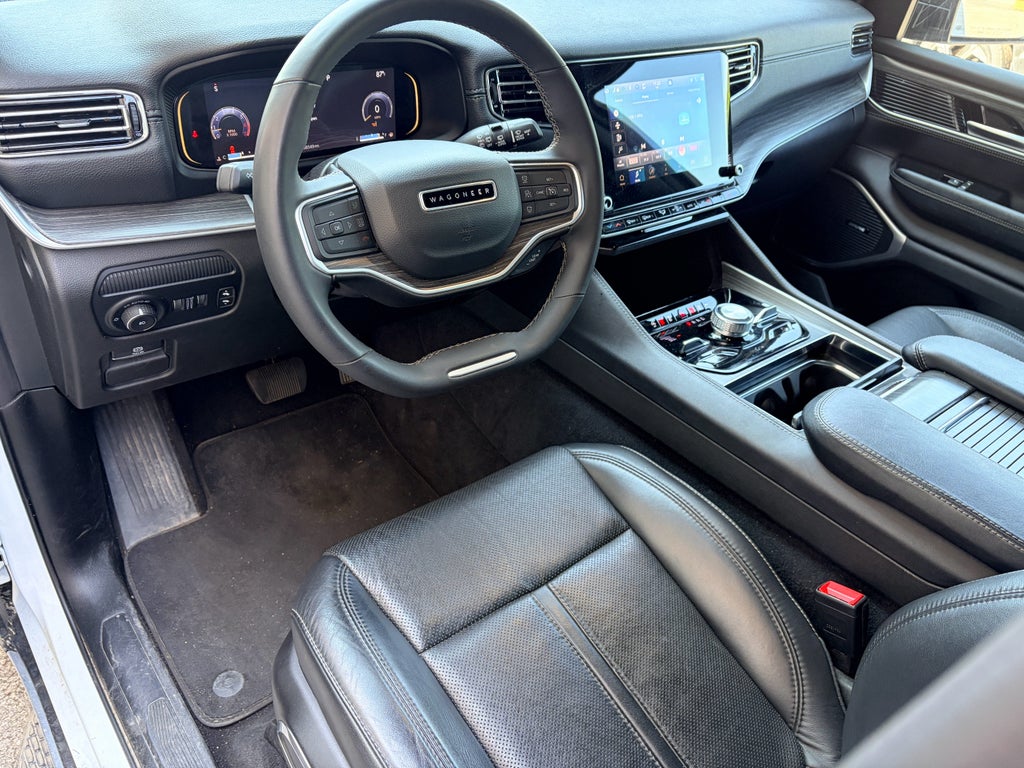 2023 Jeep Wagoneer Series III
