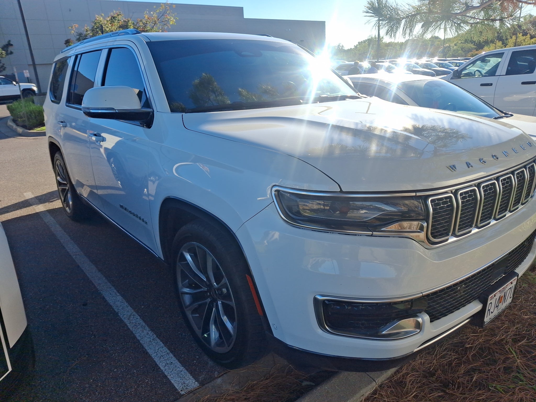 2022 Jeep Wagoneer