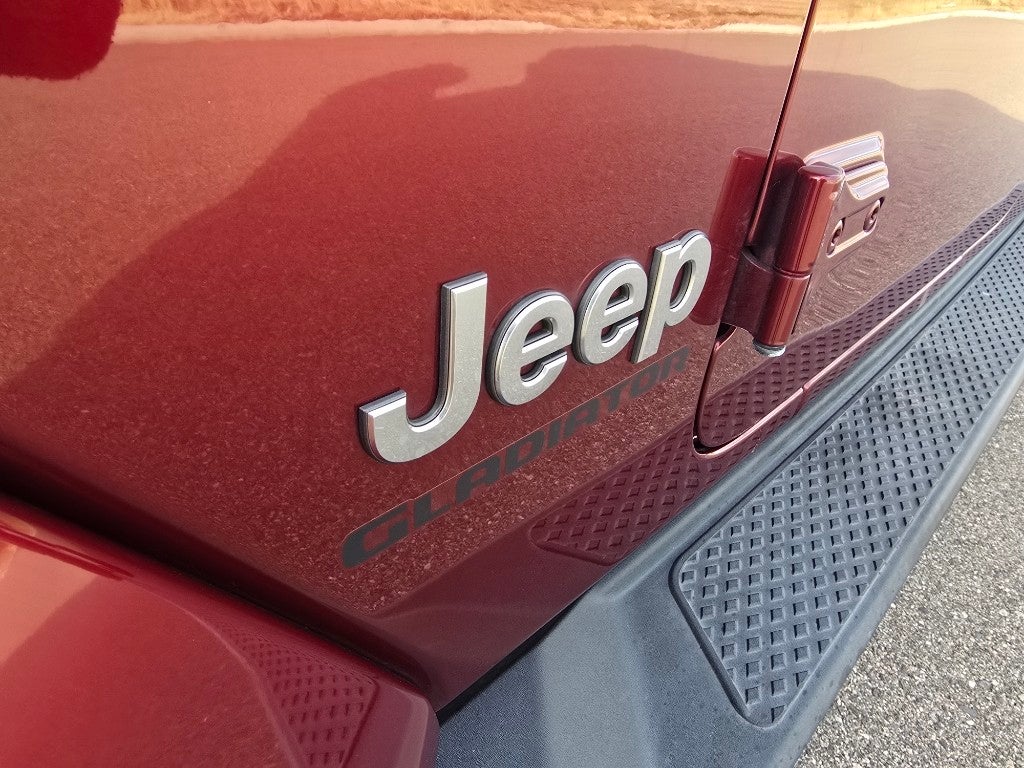 2021 Jeep Gladiator Overland