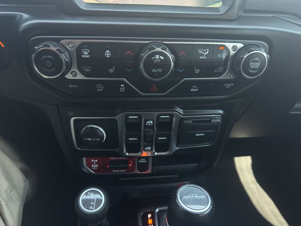 2022 Jeep Gladiator Mojave