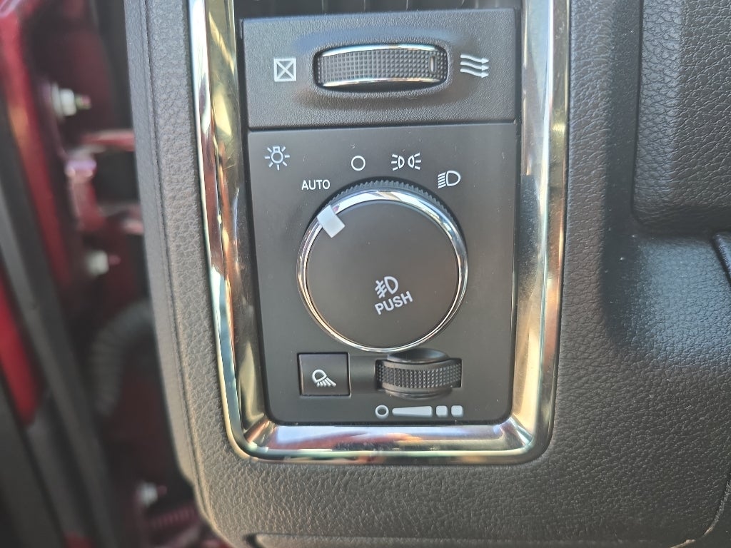 2018 RAM 1500 Base