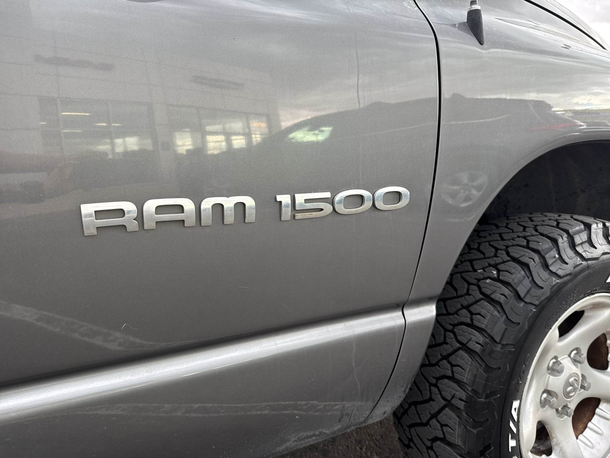 2005 Dodge Ram 1500 SLT