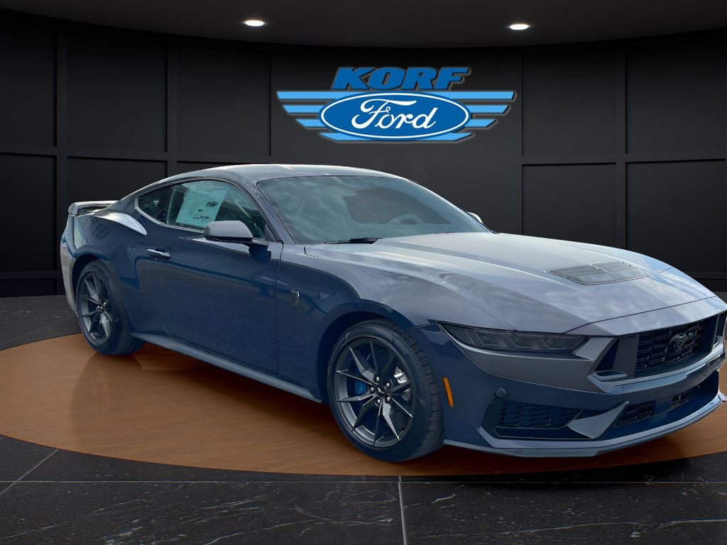 2025 Ford Mustang Dark Horse