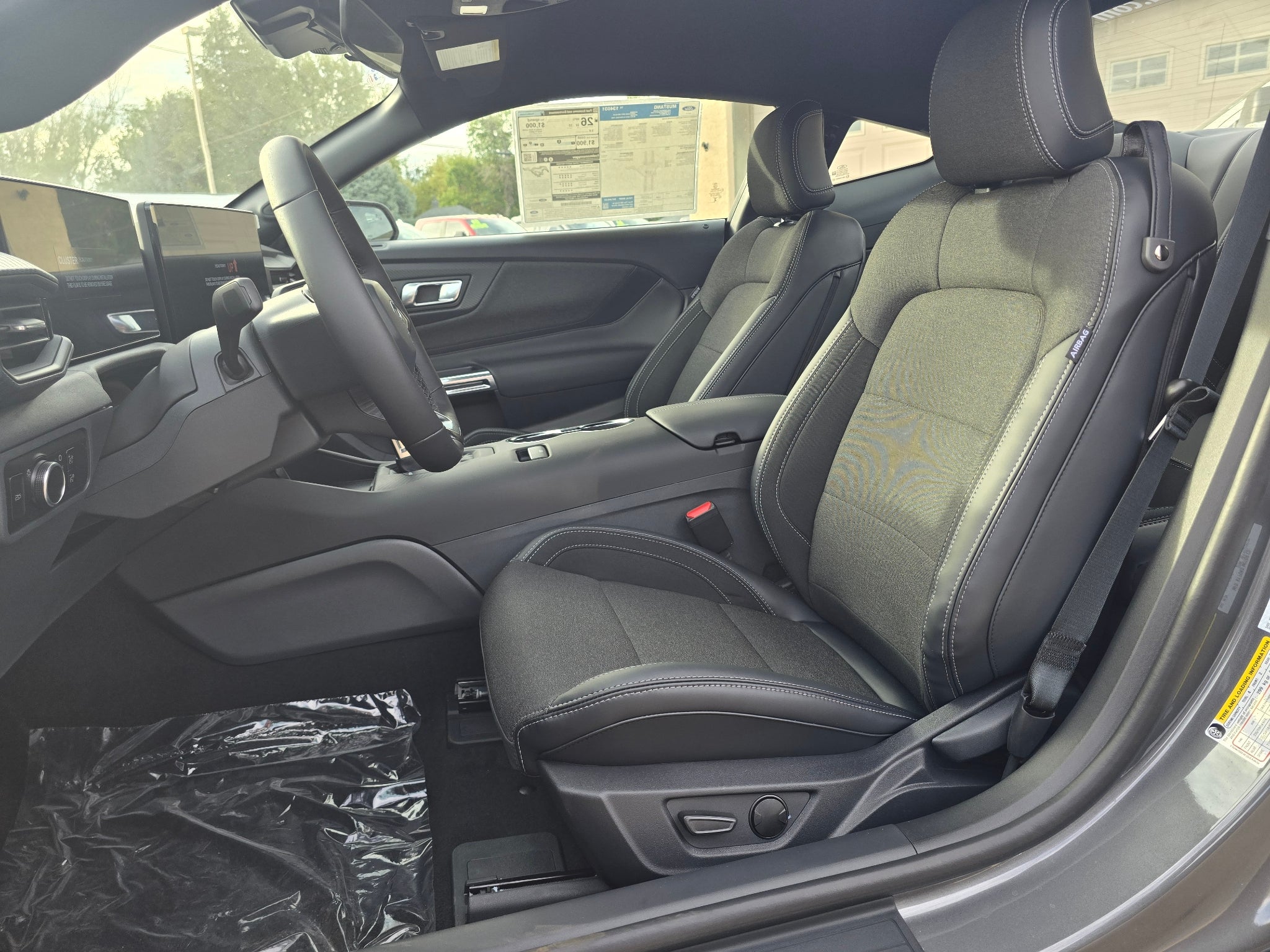 2026 Ford Mustang 2W