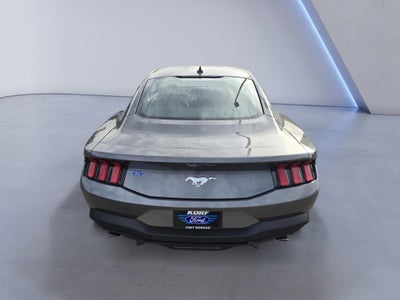 2026 Ford Mustang 2W