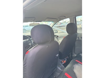 2001 Ford Focus SE Comfort w/Zetec