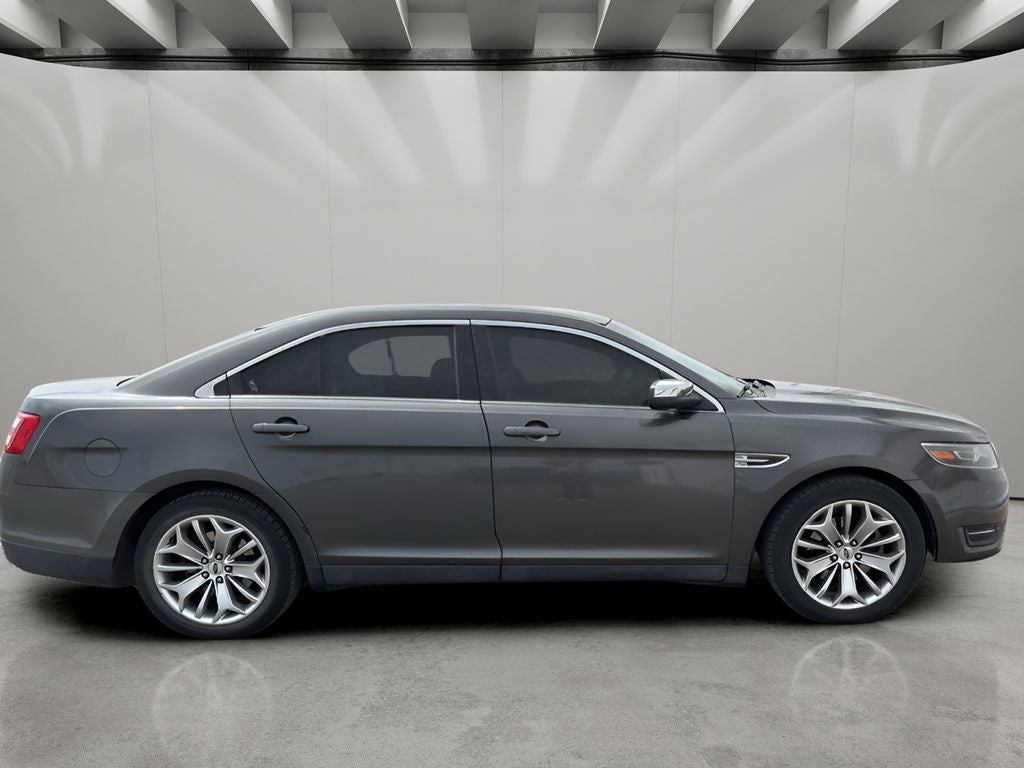 2017 Ford Taurus Limited
