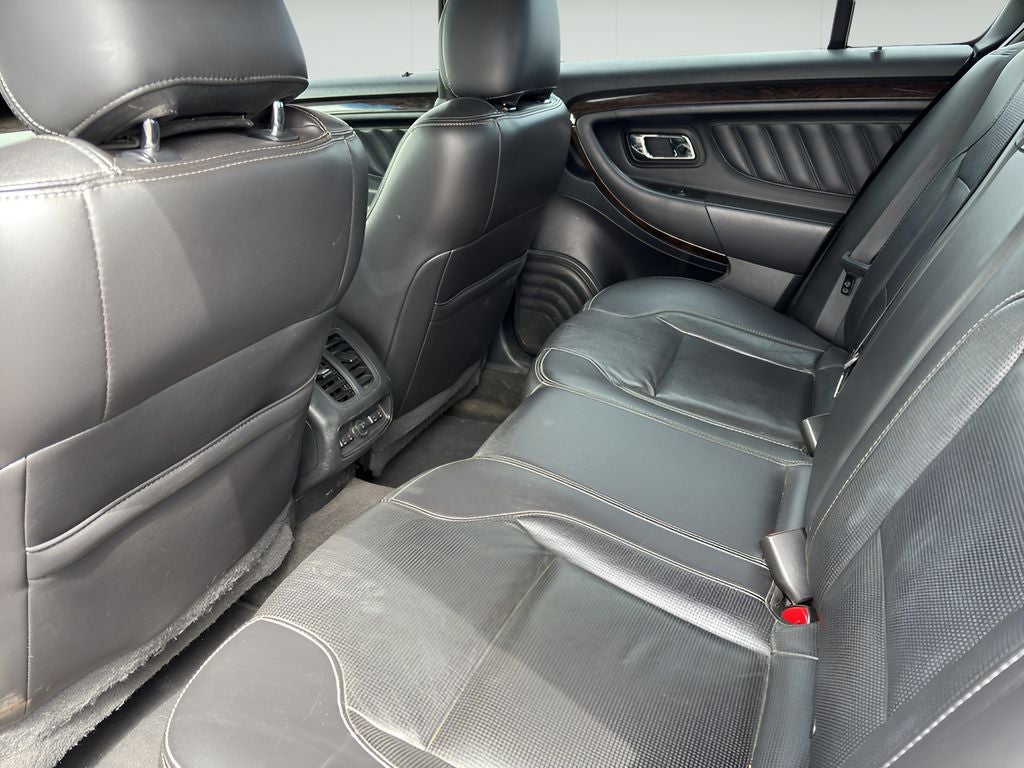 2017 Ford Taurus Limited