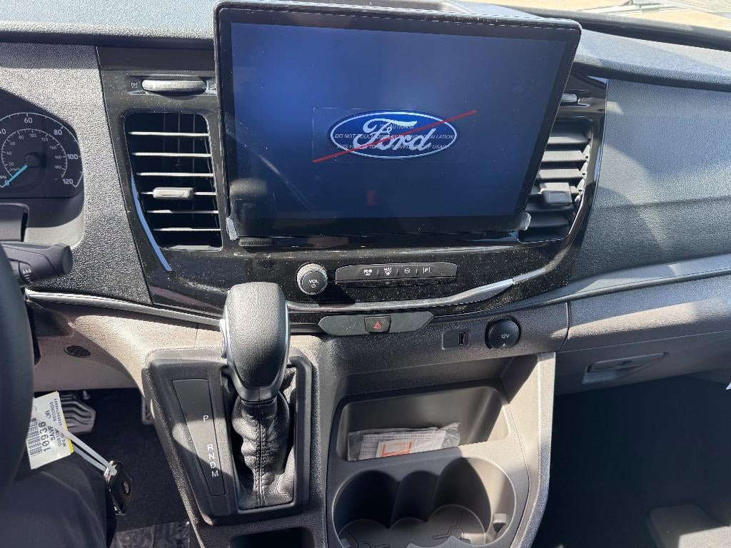2025 Ford Transit Passenger Wagon XL