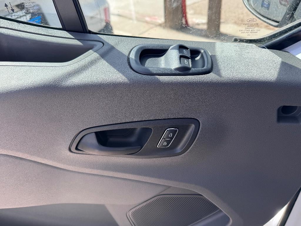 2025 Ford Transit Passenger Wagon XL