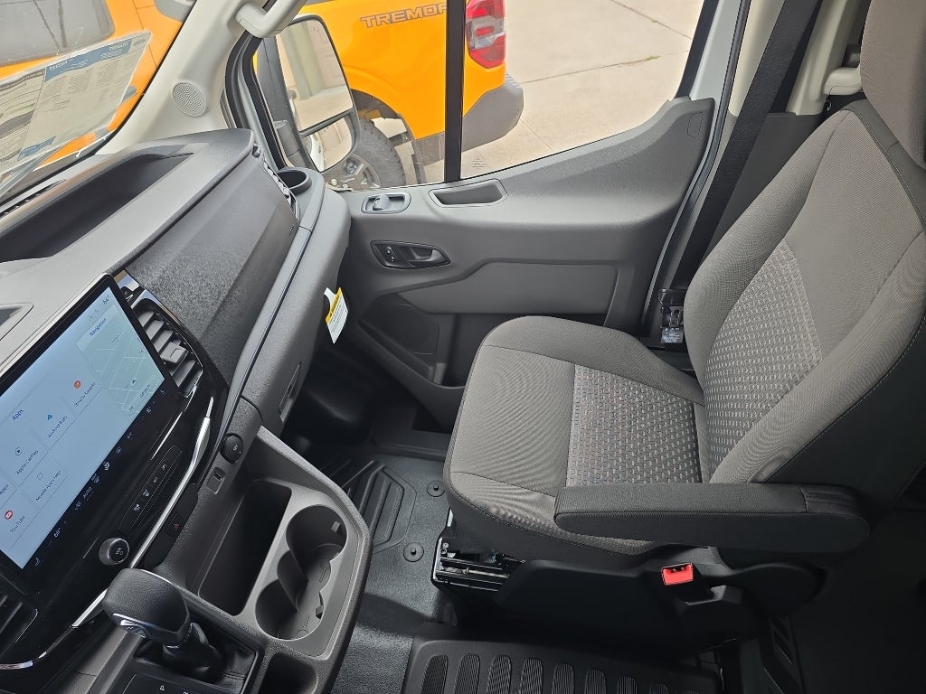 2026 Ford Transit Passenger Wagon XL