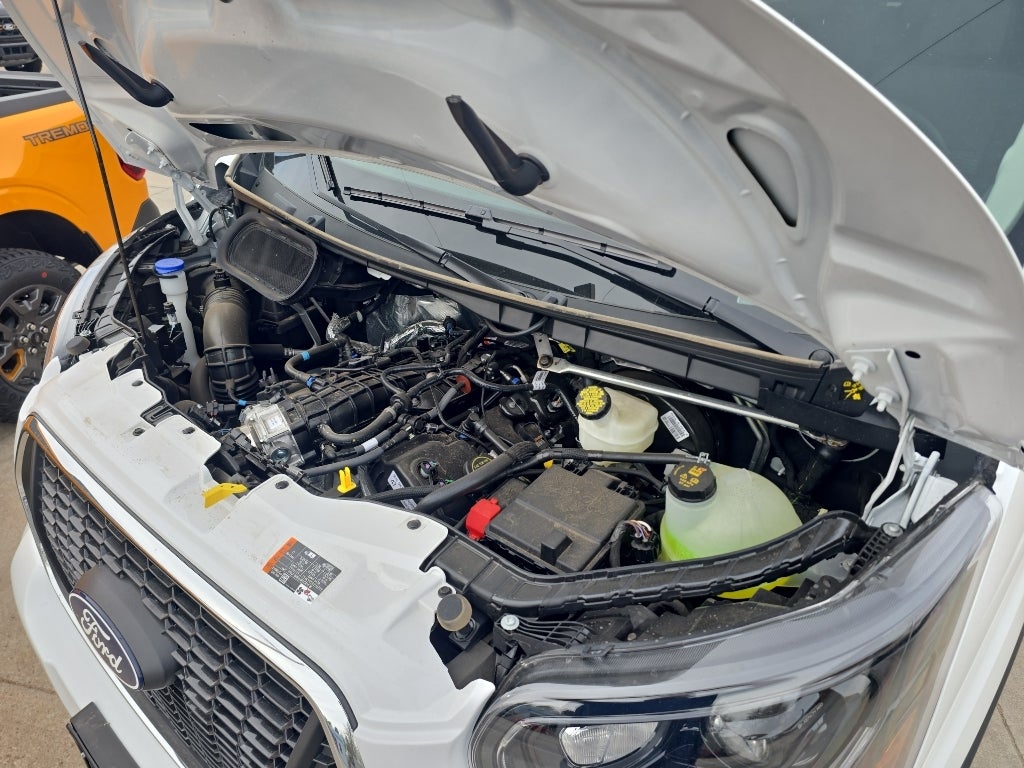 2026 Ford Transit Passenger Wagon XL