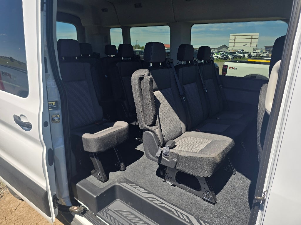 2026 Ford Transit Passenger Wagon XL