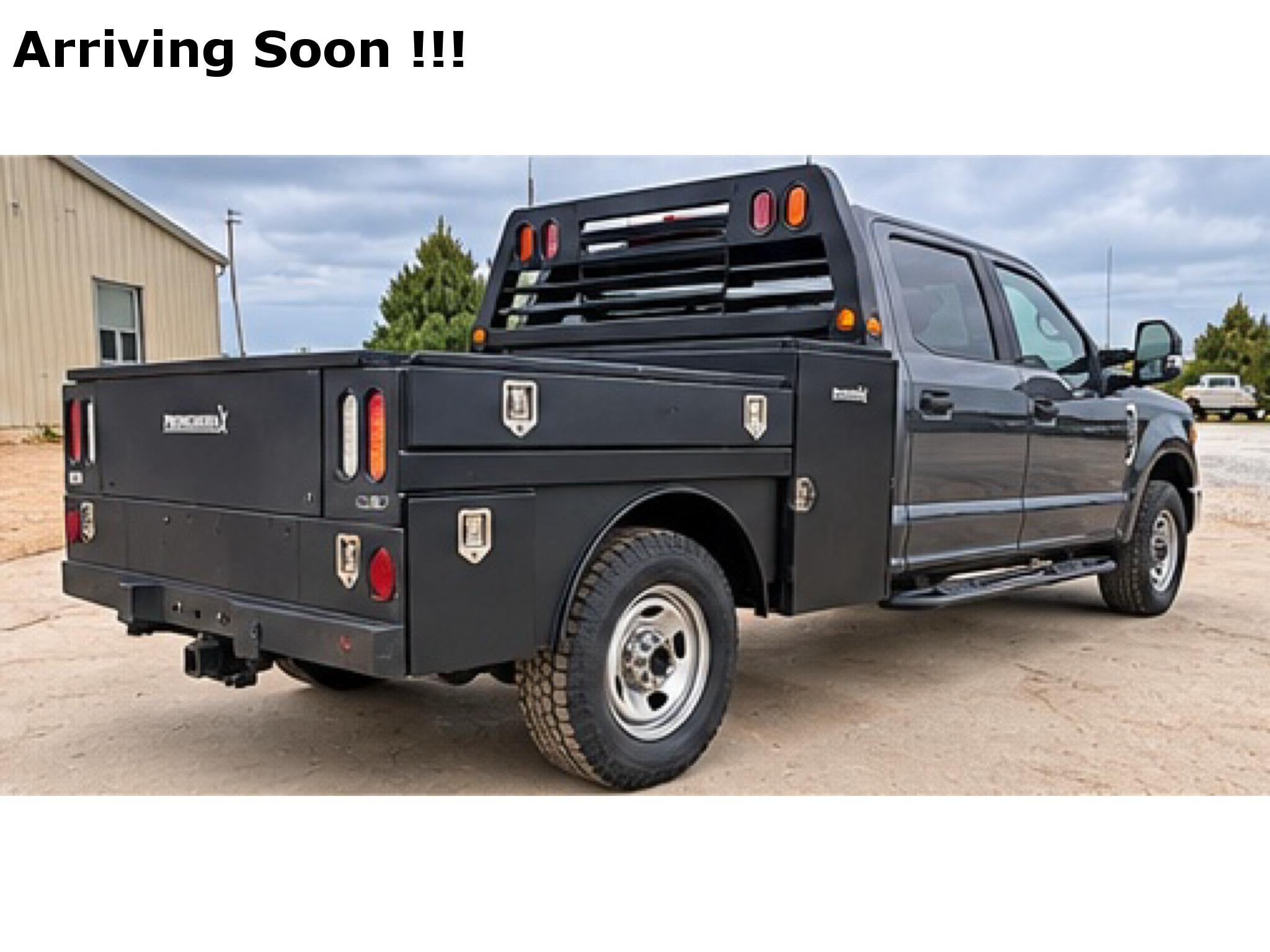 2019 Ford Super Duty F-350 SRW Chassis Cab XL