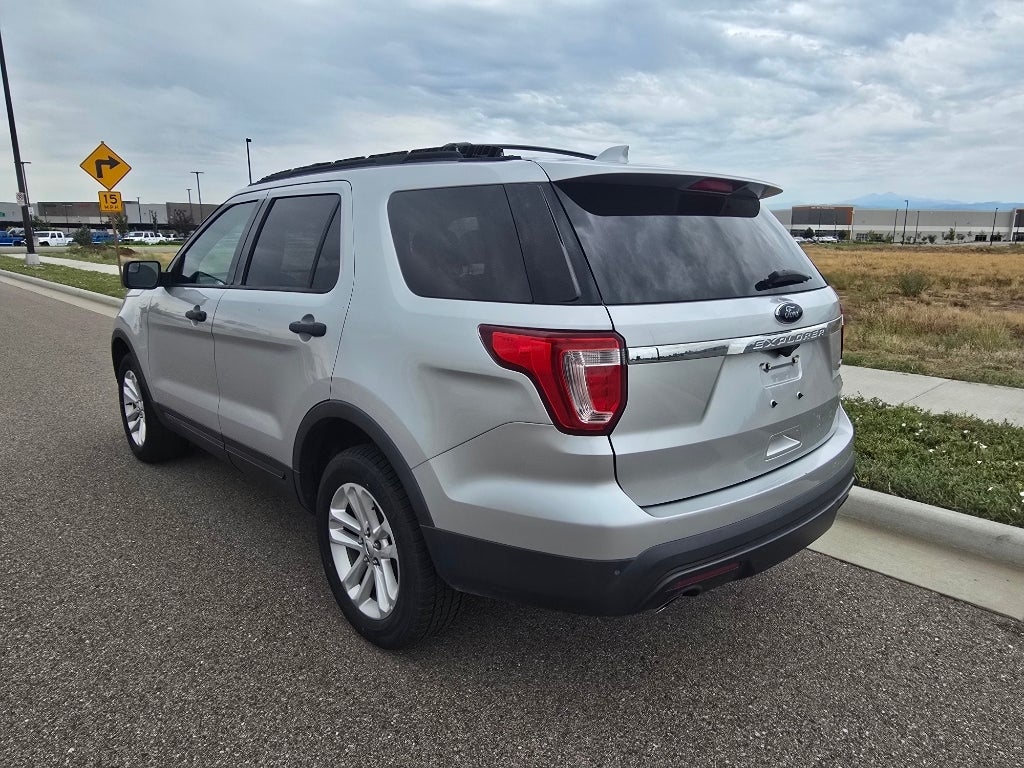 2016 Ford Explorer Base