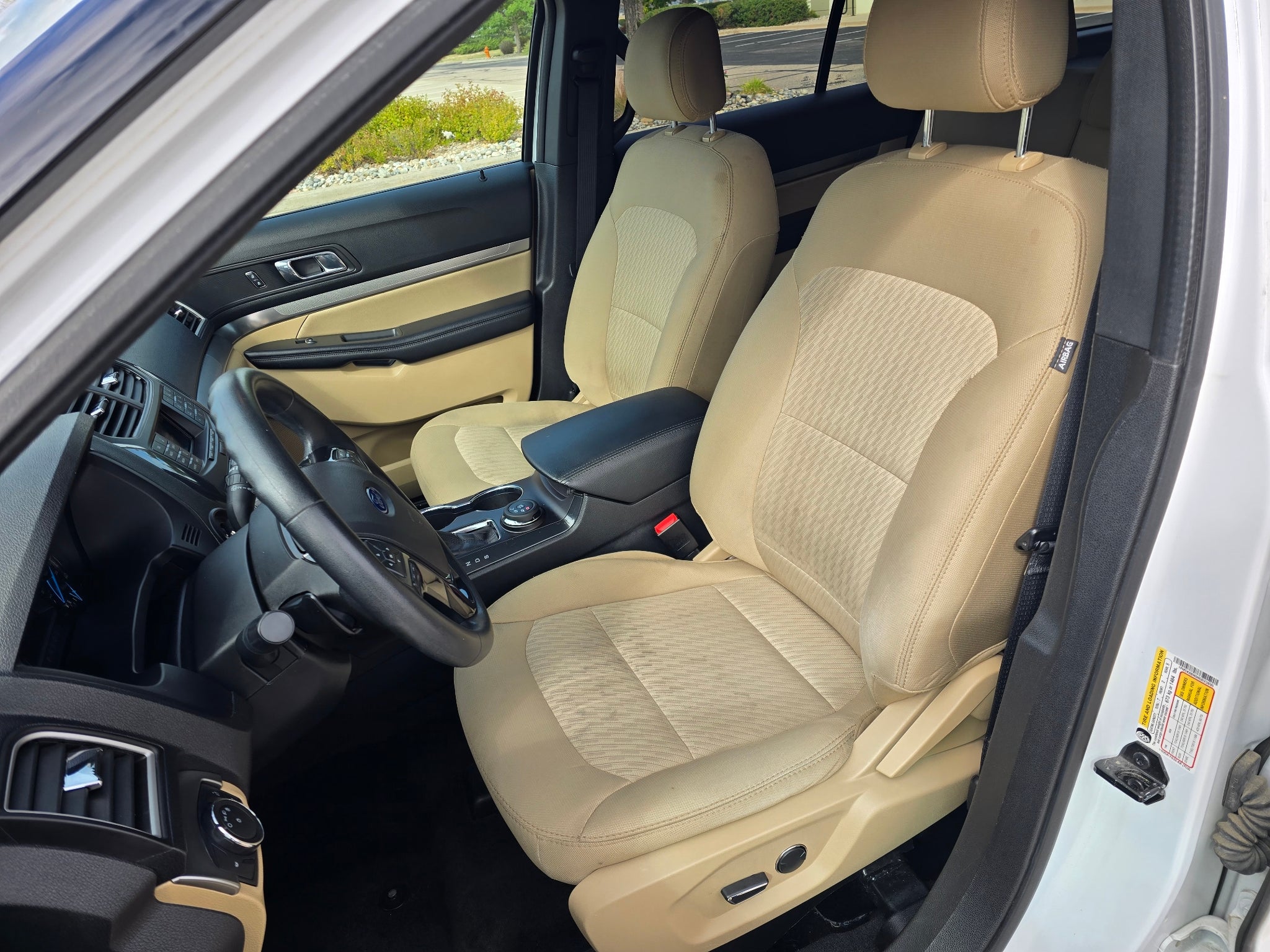 2017 Ford Explorer Base