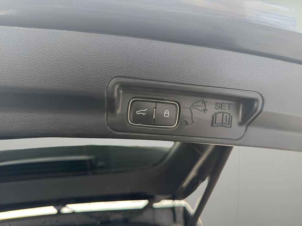 2021 Ford Explorer Limited Hybrid