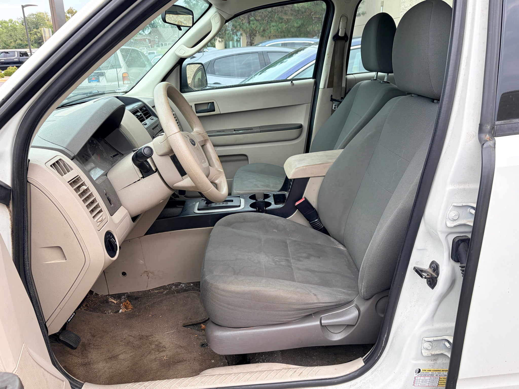 2010 Ford Escape XLS