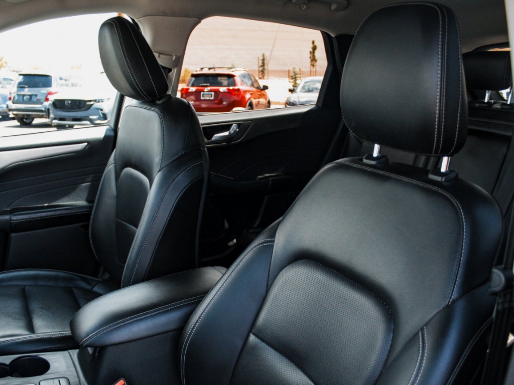 2022 Ford Escape SEL Hybrid