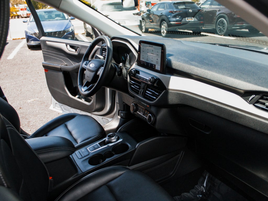 2022 Ford Escape SEL Hybrid