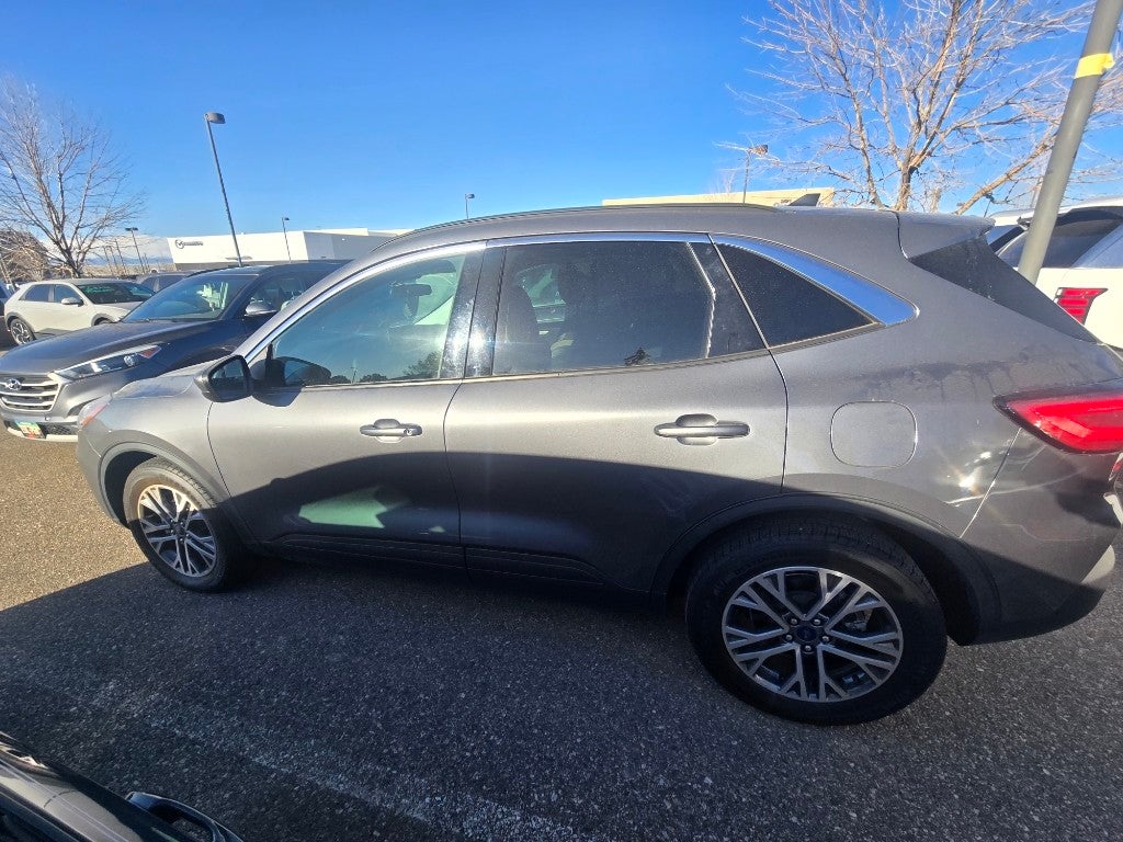 2022 Ford Escape SEL