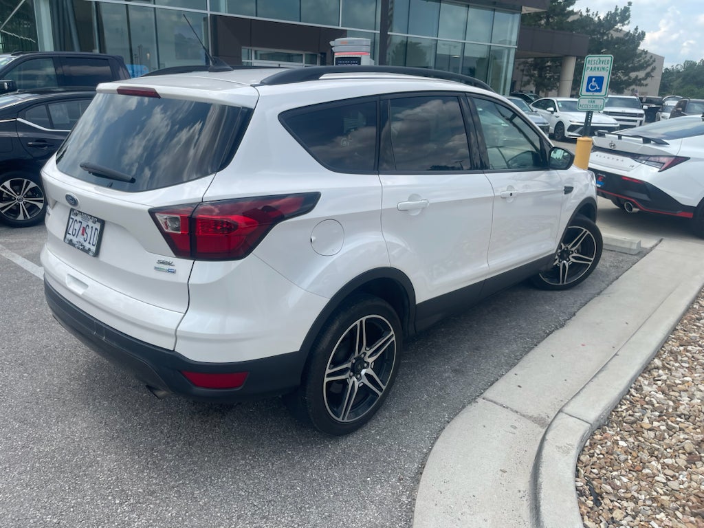 2019 Ford Escape SEL