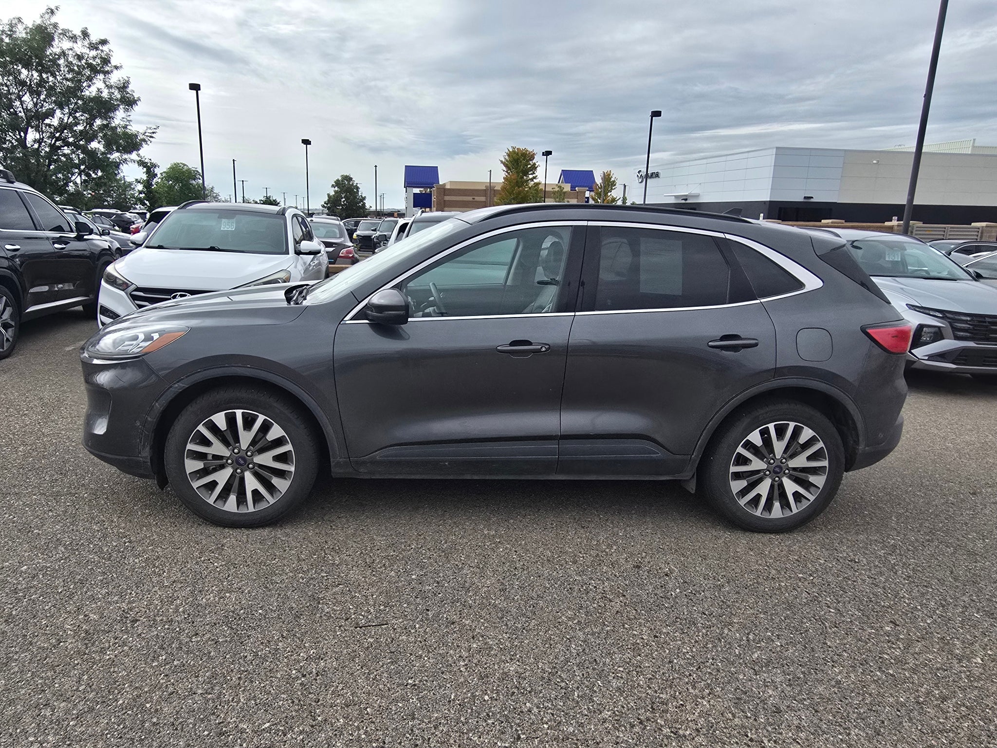 2020 Ford Escape Titanium
